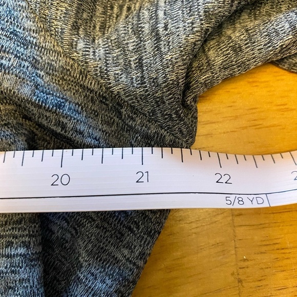 Nike Golf Men's Black and Gray 1/4 Zip-Up Sweater Dri - Fit - Picture 12 of 14